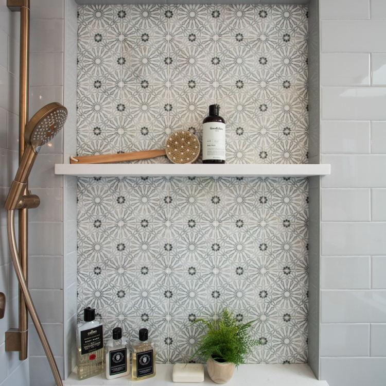 Bathroom remodeling firm serving Long Grove, Illinois 