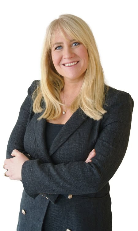 Kitchen and bathroom designer located in Arlington Heights, IL. Offering full service residential design and remodeling.